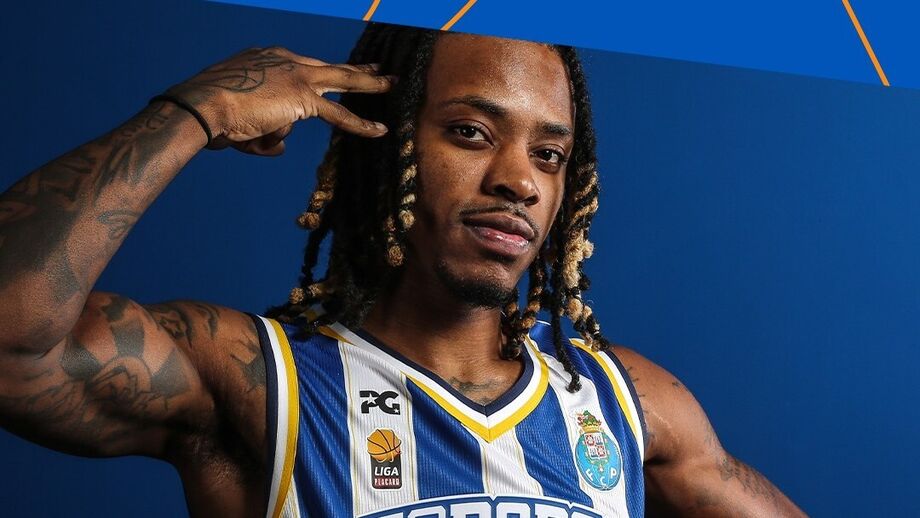 Jalen Riley volta a jogar pelo FC Porto