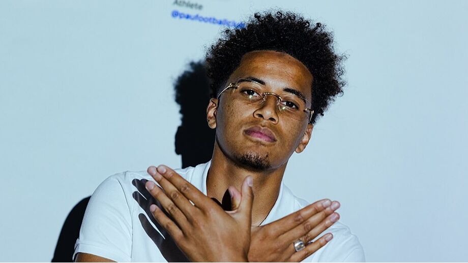 Oumar Ngom assina até 2028