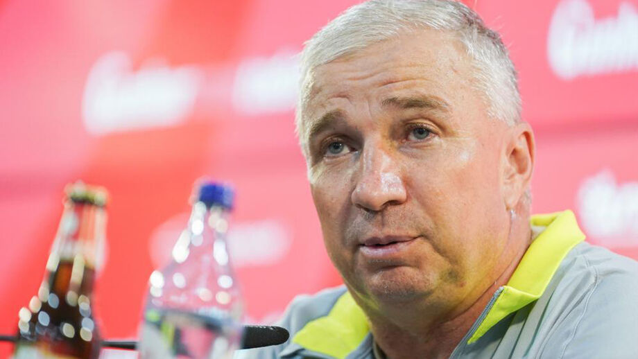 Dan Petrescu critica arbitragem do Sp. Braga-Cluj