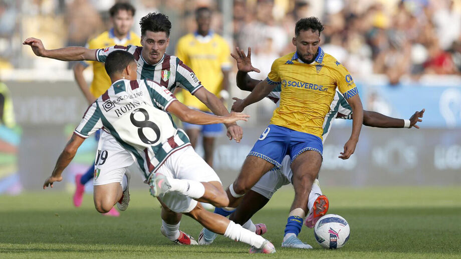 Rafik Guitane na mira do Elche