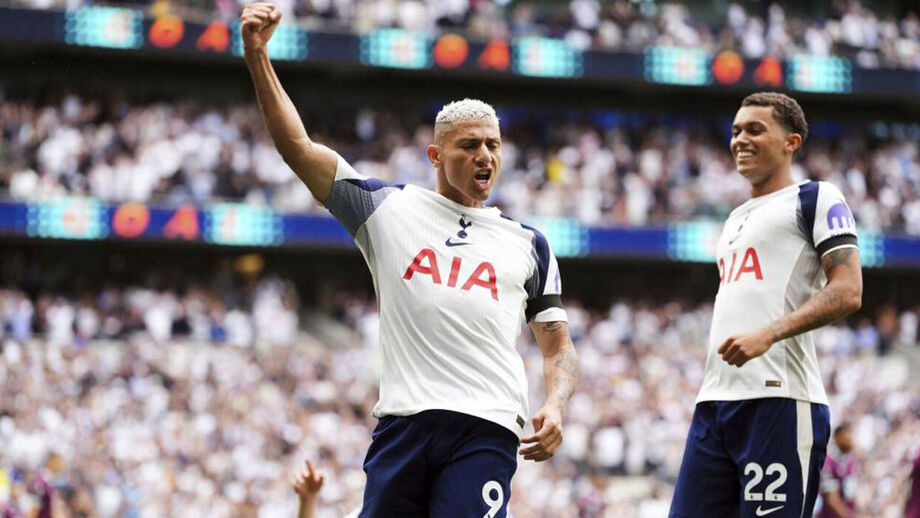 Richarlison é internacional brasileiro