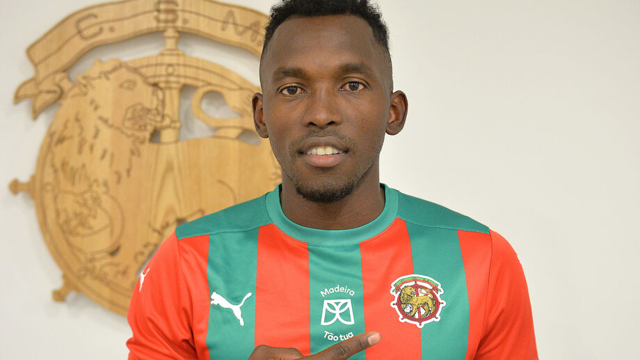 Alberth Elis com a nova camisola