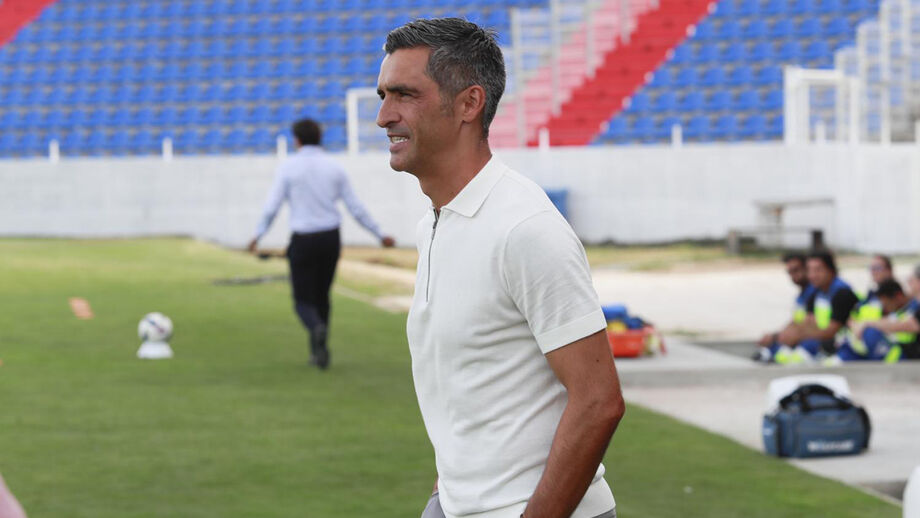 Custódio Castro acompanha o jogo