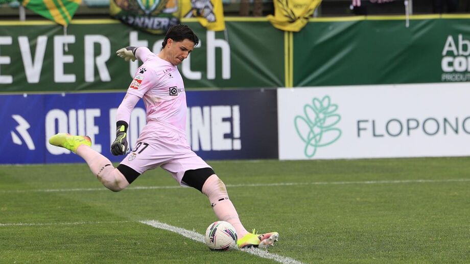 Lucas Cañizares jogou pelo Feirense contra o Tondela, em abril passado