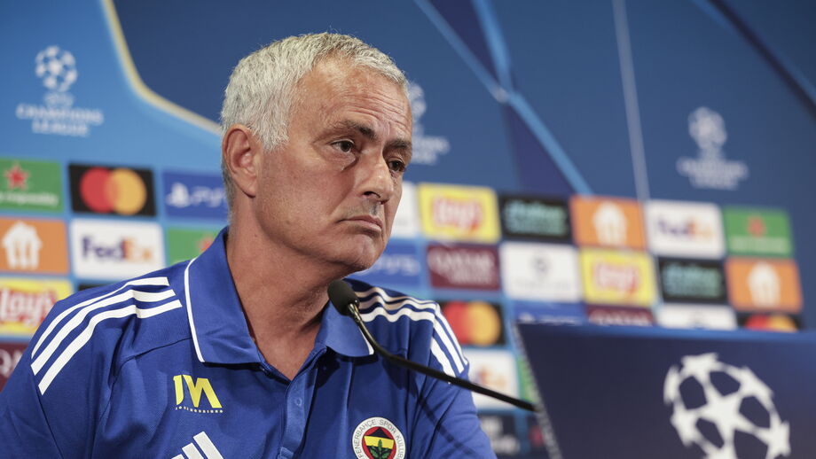 Mourinho na conferência de imprensa de antevisão ao jogo com o Benfica