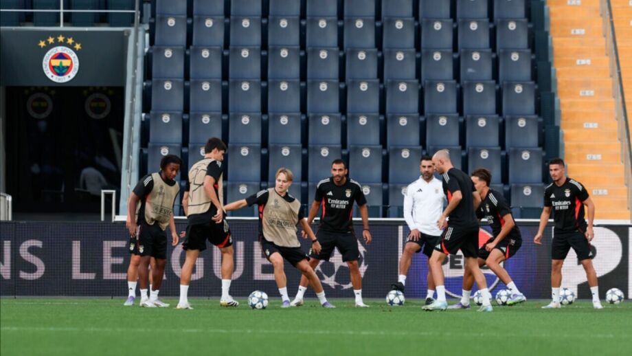 Encarnados treinaram no Şükrü Saracoglu