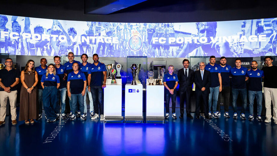 FC Porto celebra conquistas de equipas Vintage, goalbal e eSports