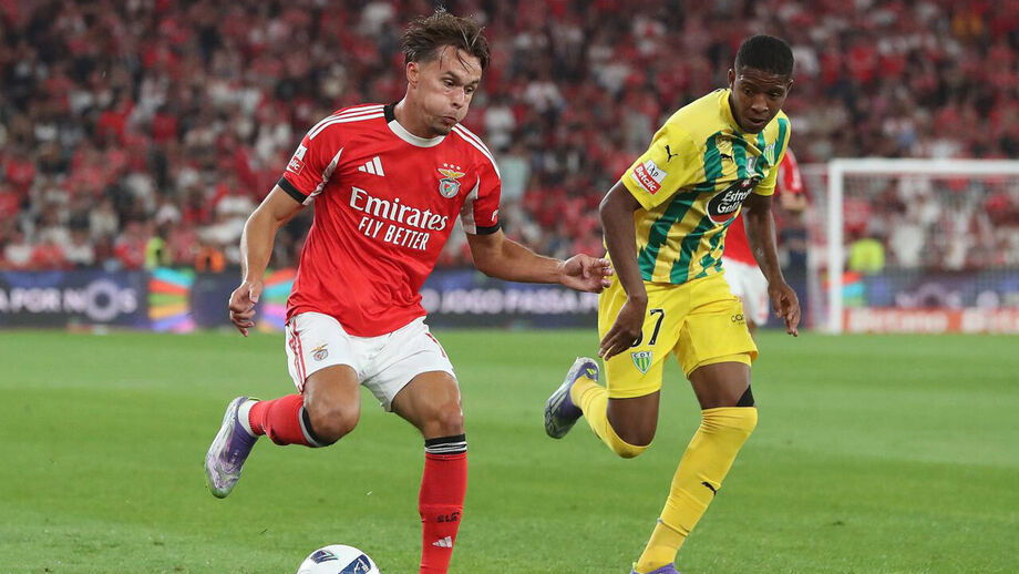 Dedic destaca-se no Benfica com dribles e agressividade