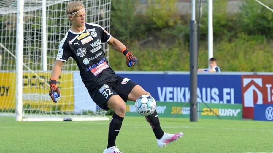 Jakob Tannander perto de alargar opções para a baliza do Farense