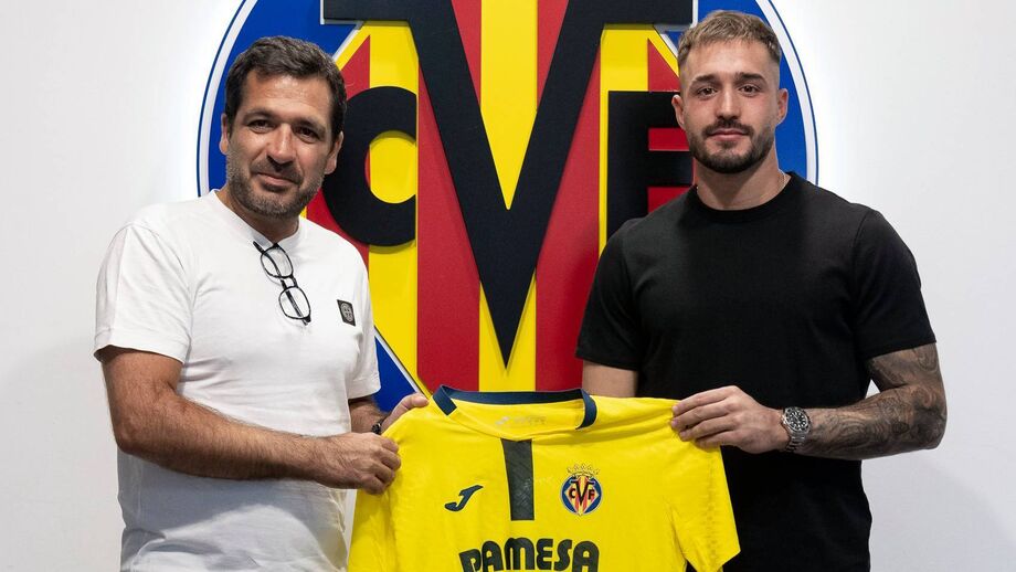 Arnau Tebas assina pelo Villarreal