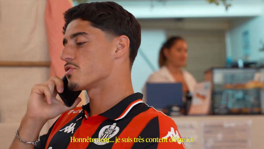 Clube francês oficializou contratação do português 