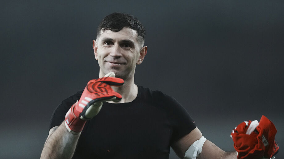 Ruben Amorim escolhe Emiliano Martínez para a baliza