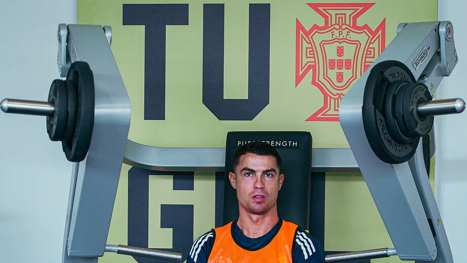 Cristiano Ronaldo treina na Cidade do Futebol