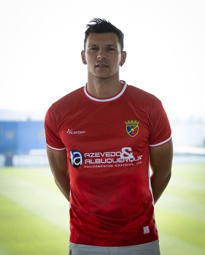 Gondomar homenageia Diogo Jota e André Silva em novas camisolas