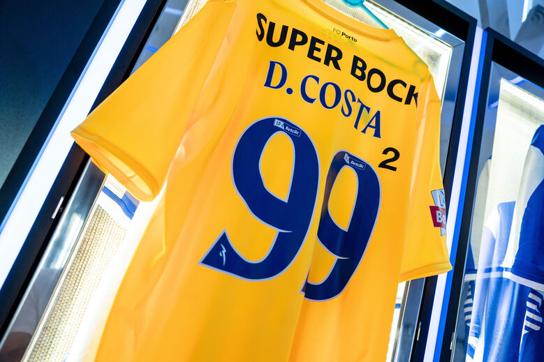 Jogadores do FC Porto entrarão em campo com os números elevados ao quadrado