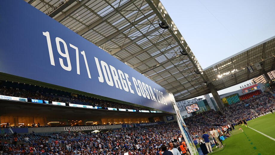 Estádio do Dragão homenageia Jorge Costa