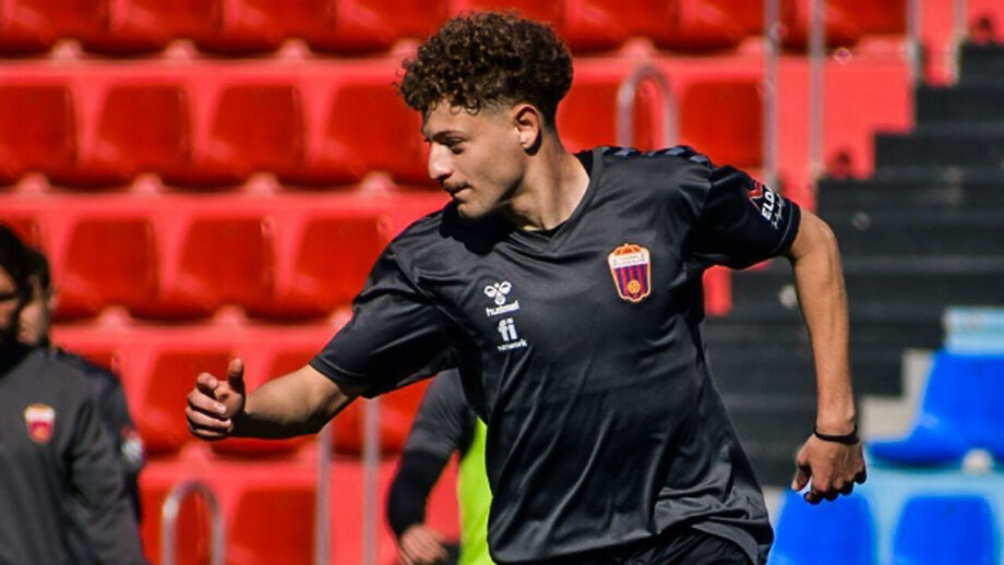 Simo Bouzaidi ao serviço do Eldense