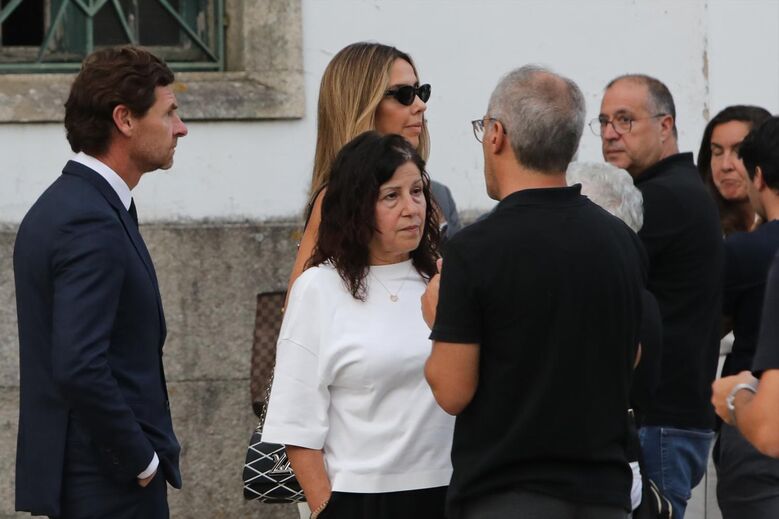 As imagens da missa de sétimo dia de Jorge Costa