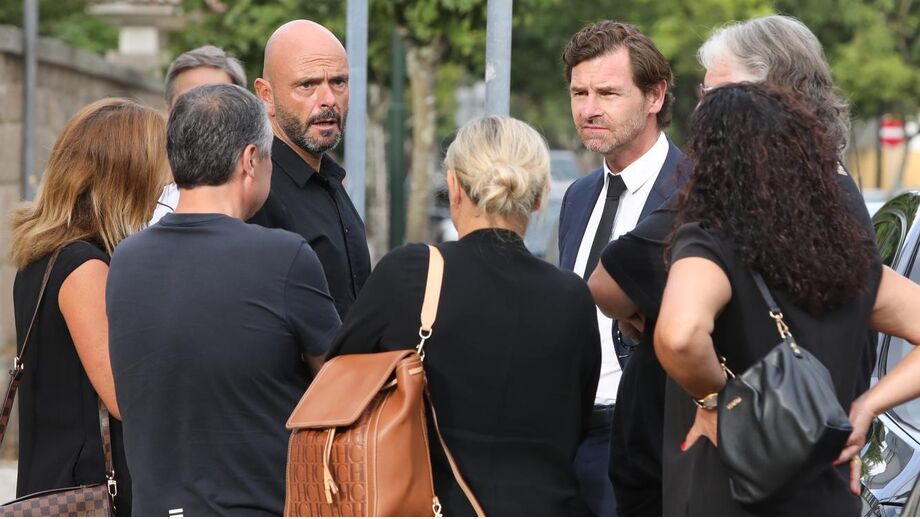 As imagens da missa de sétimo dia de Jorge Costa