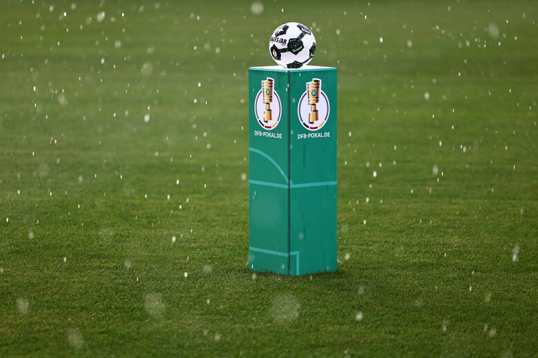 Jogo Grossaspach-Leverkusen interrompido na Taça da Alemanha