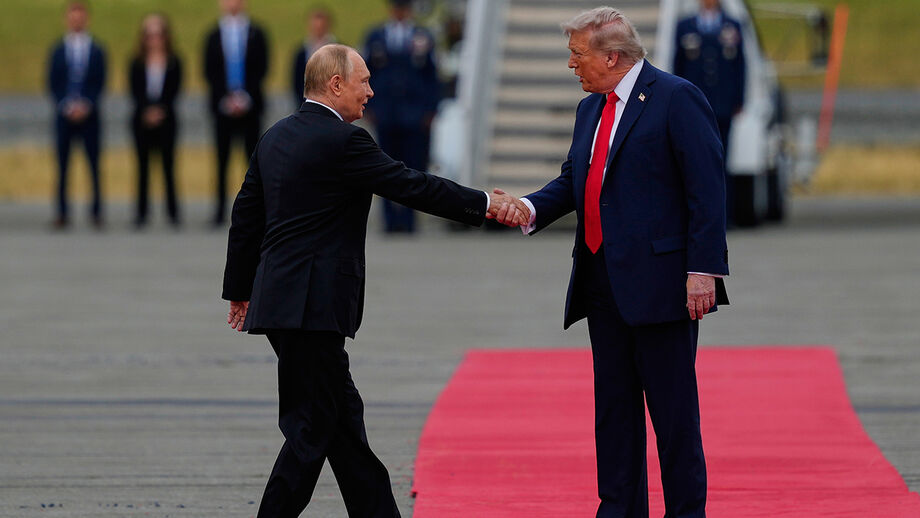 Trump e Putin encontram-se