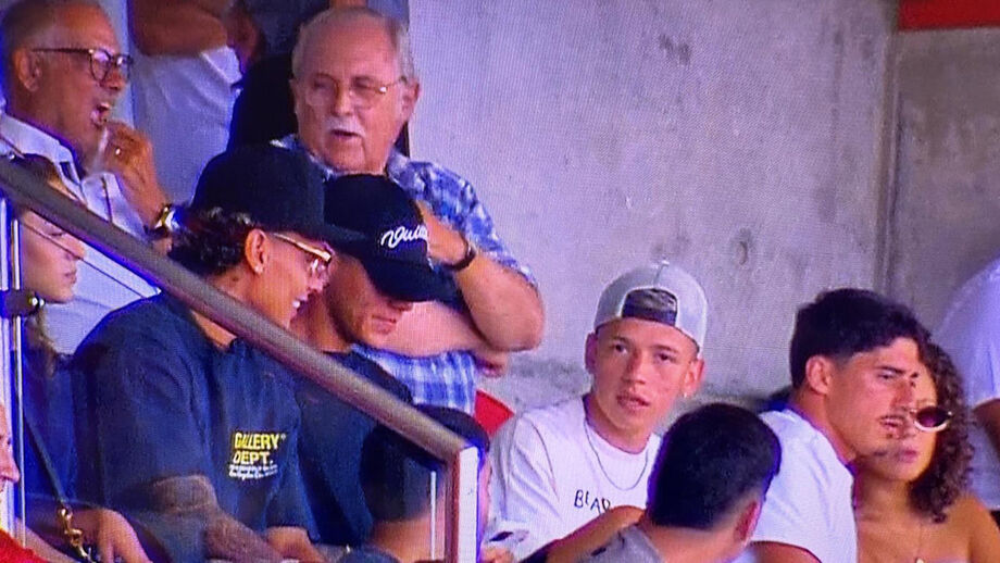 Richard Ríos, Enzo Barrenechea, Gianluca Prestianni e Tiago Gouveia no Seixal