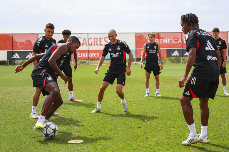 Benfica prepara deslocação a Istambul, onde defrontará o Fenerbahçe