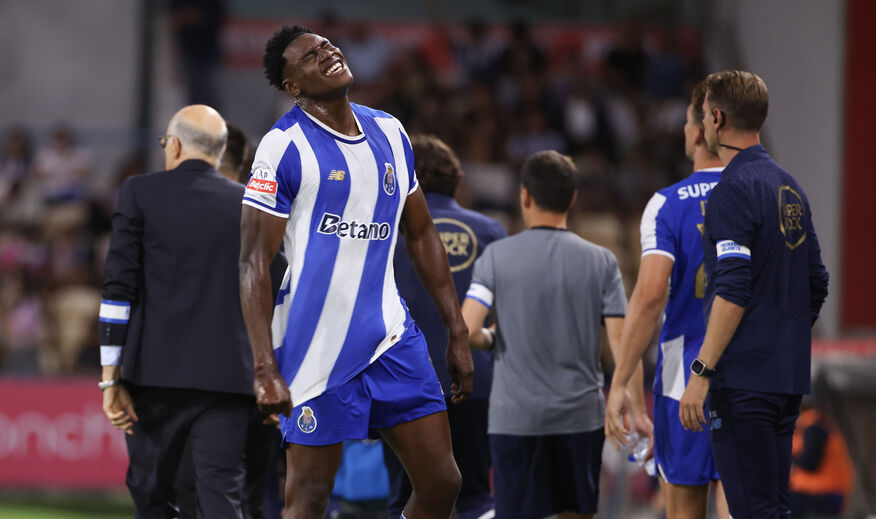 Samu inconsolável após lesão sofrida em Barcelos