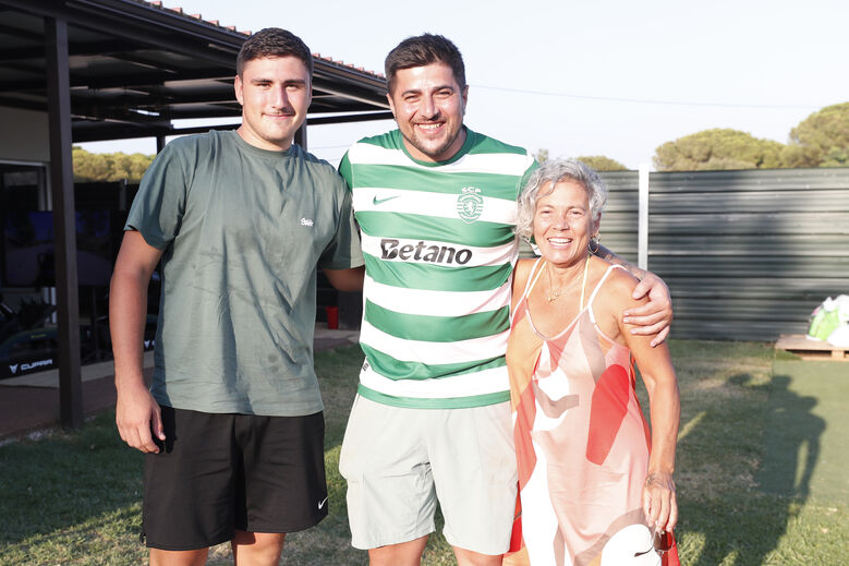 CUPRA Open Padel on Tour animou Vilamoura com torneio na academia local
