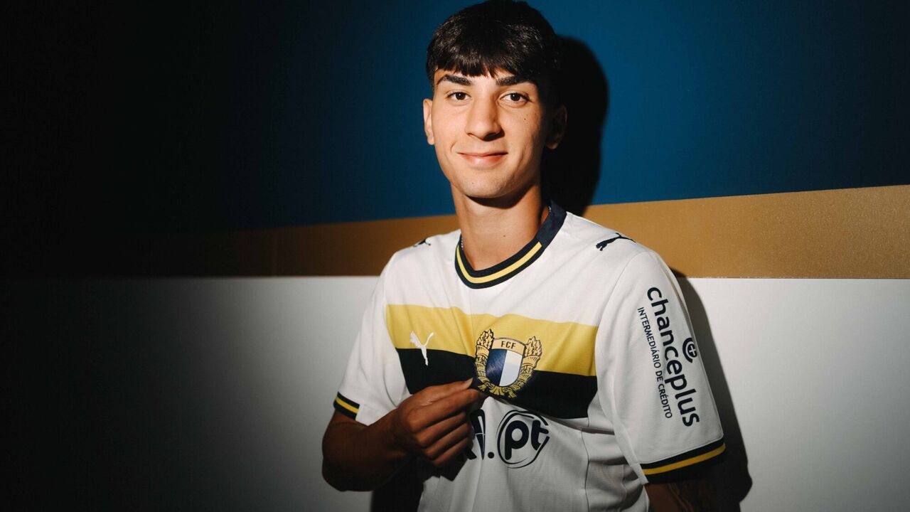 Gonzalo Pastor é o novo reforço do Famalicão, com contrato até 2027