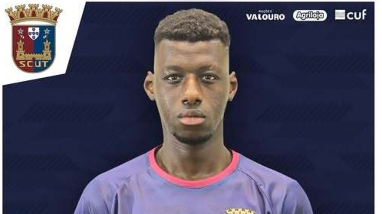 Musa Drammeh é reforço do Torreense para o ataque