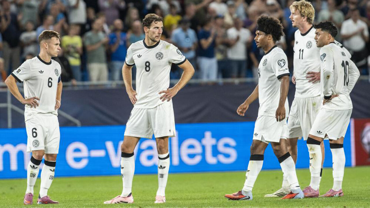 A Alemanha perdeu na Eslováquia, interrompendo uma sequência de vitórias fora de casa
