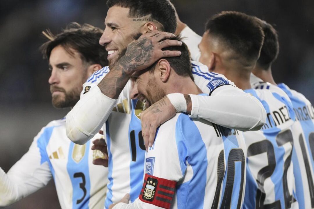 Otamendi e Messi
