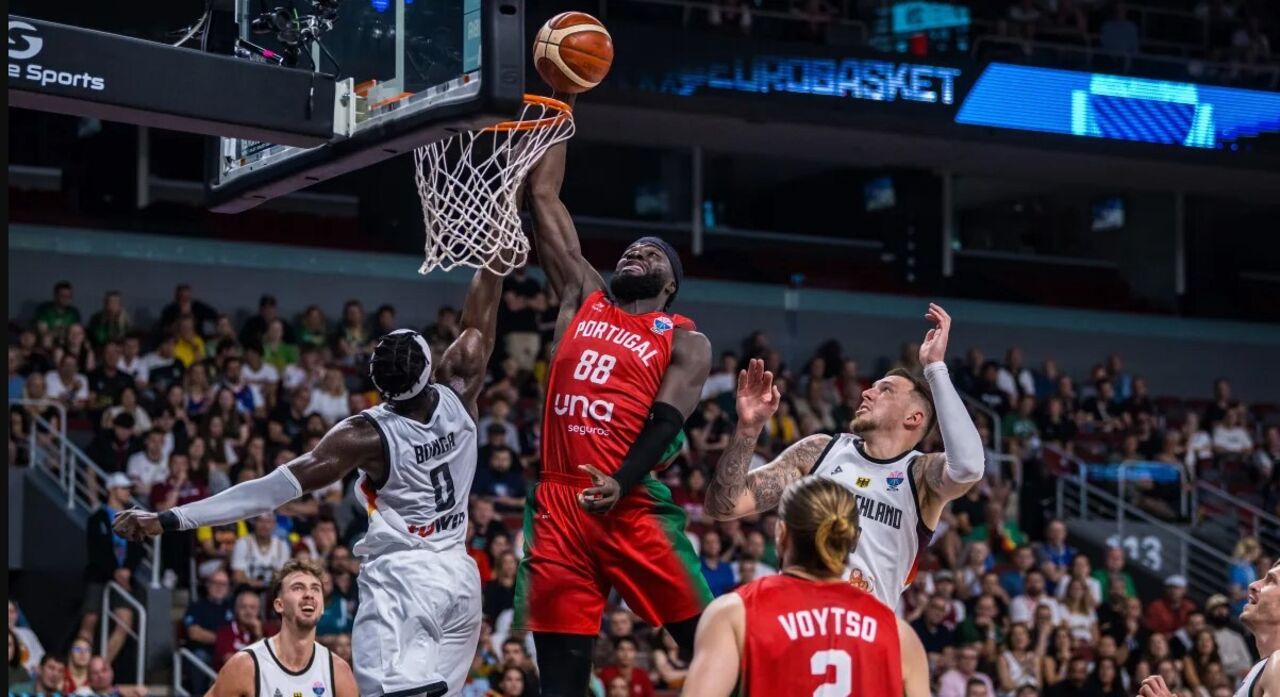 Jogo do EuroBasket entre Alemanha e Portugal