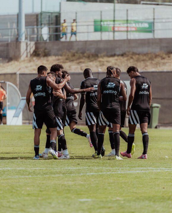 Tiago Morais marca pelo Casa Pia em jogo-treino com o 1.º Dezembro