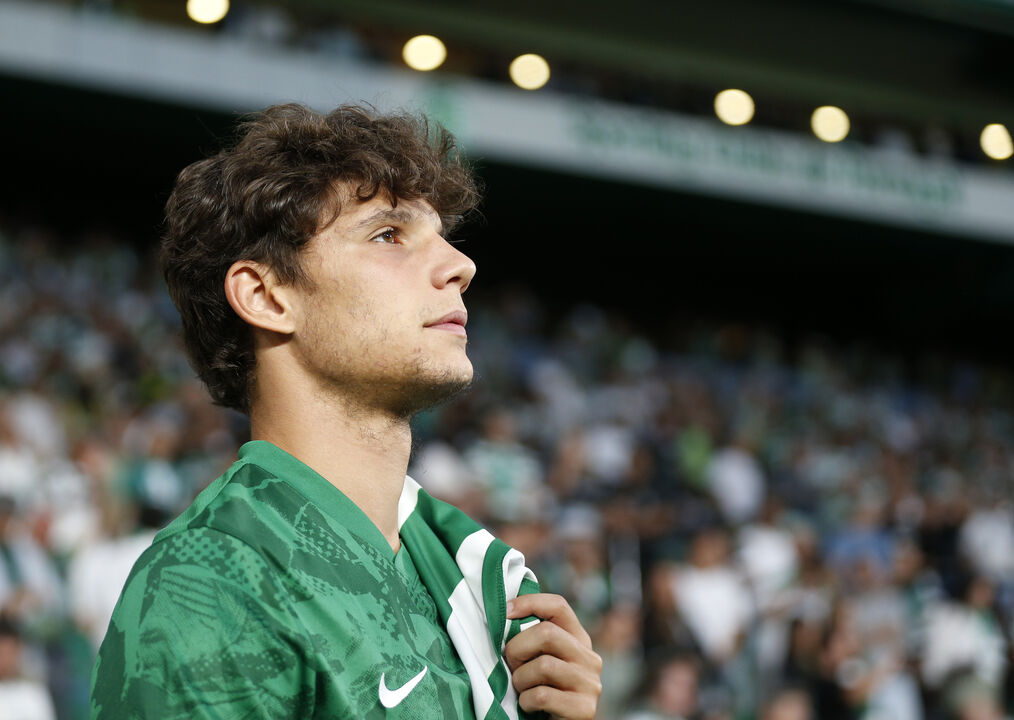 Eduardo Quaresma à espera de vestir a camisola em jogos oficiais