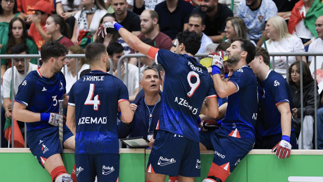 Equipa francesa de hóquei em patins em jogo