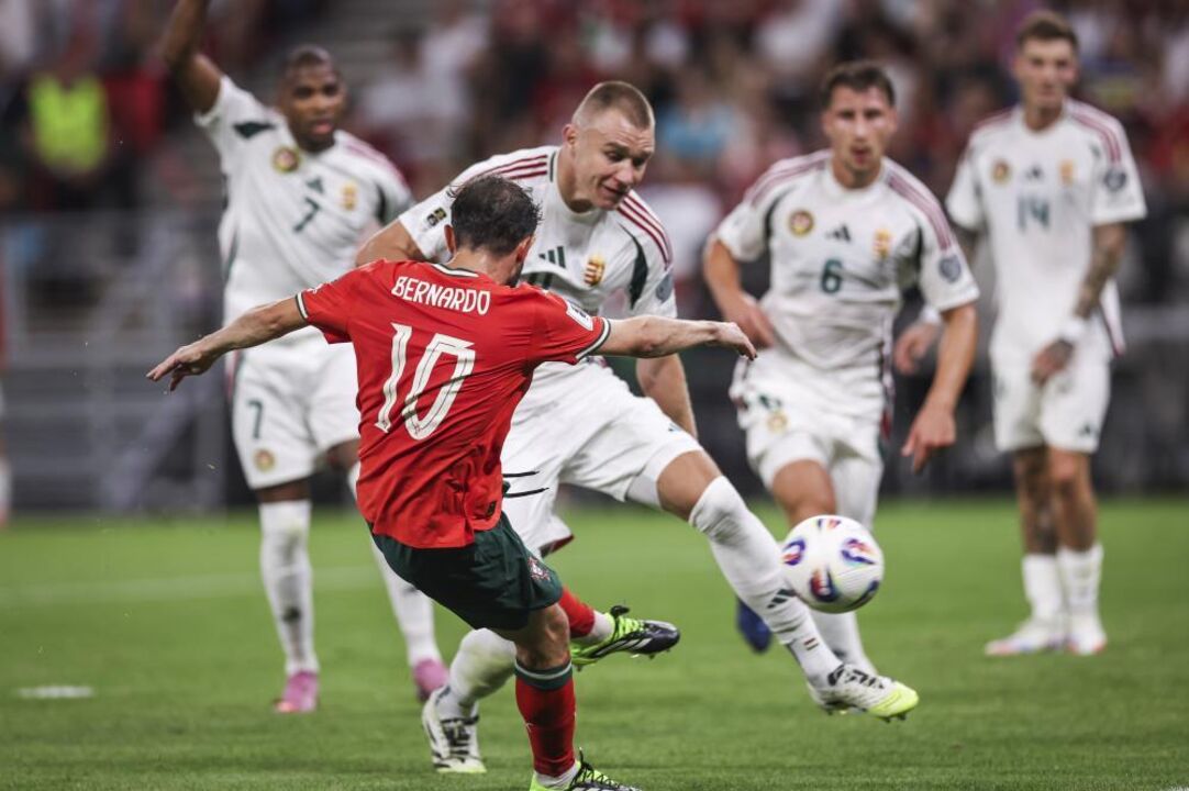 Bernardo Silva analisa vitória na Hungria: jogo intenso com margem para melhorar