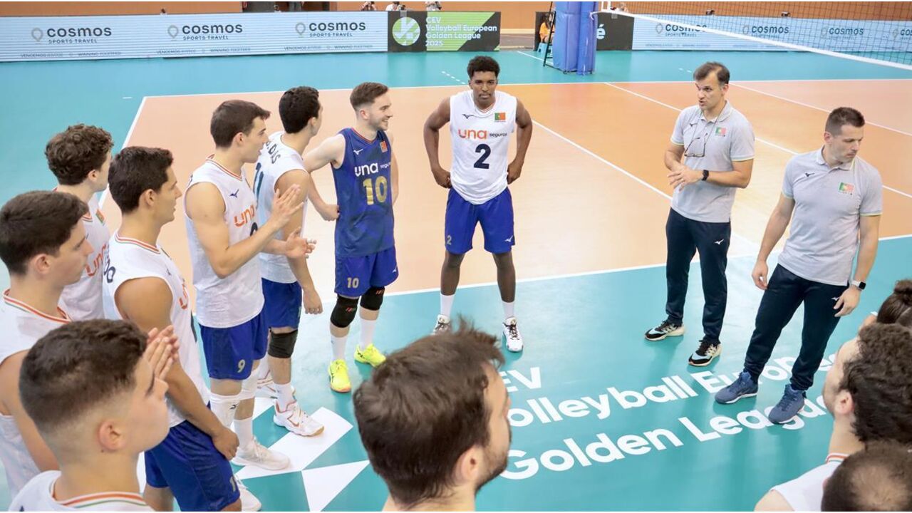 João José com a seleção de voleibol