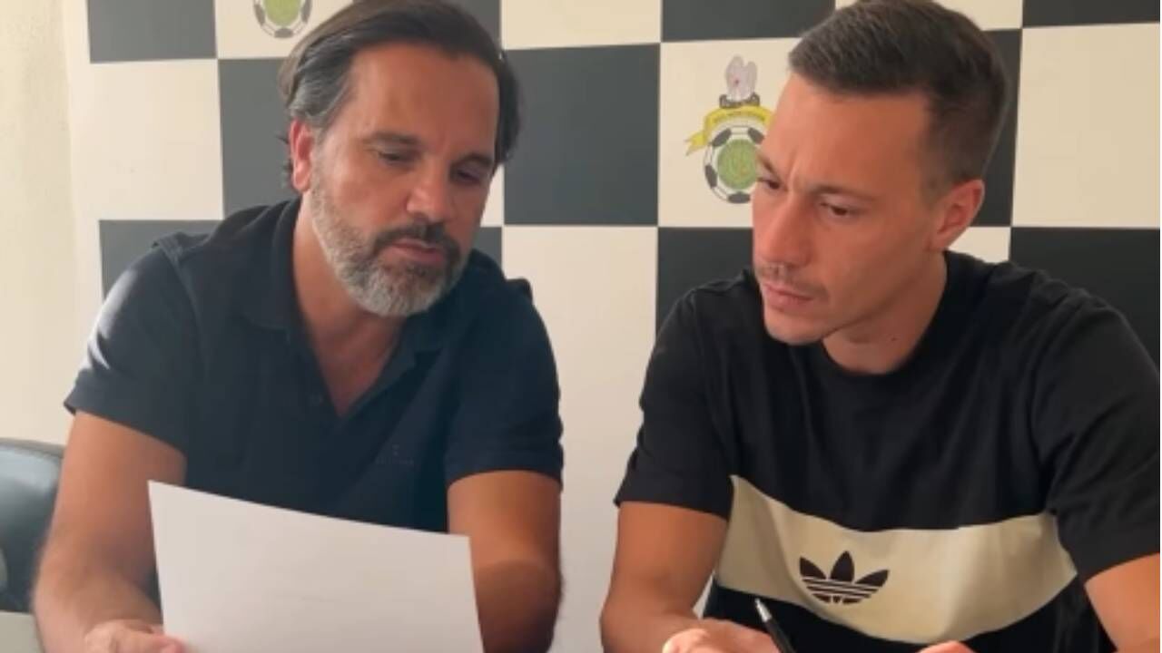 Alex Soares assinou pelo Samora Correia