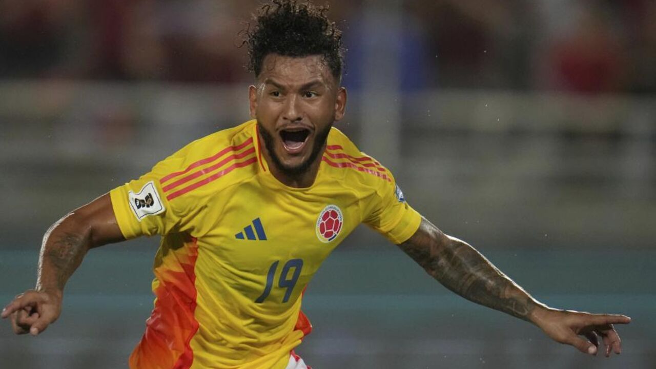 Luis Suárez fez um póquer pela Colômbia