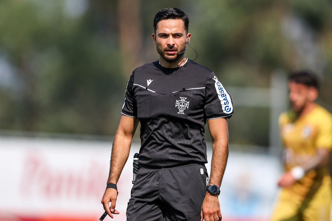 Diogo Rosa vai arbitrar Estoril-AVS SAD