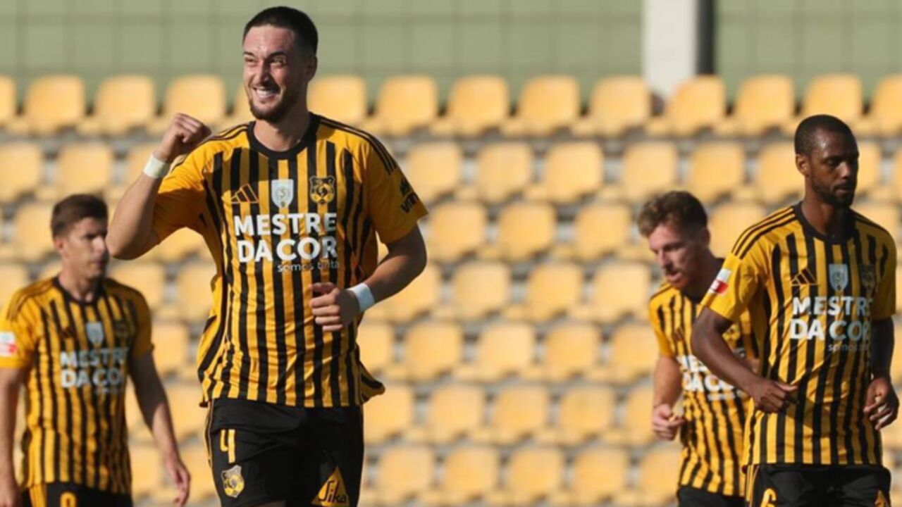 Lus. Lourosa recebe o Penafiel em Vila Nova de Gaia