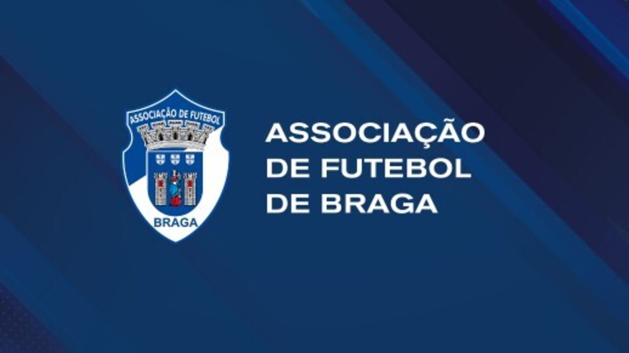 Listas candidatas trocam acusações