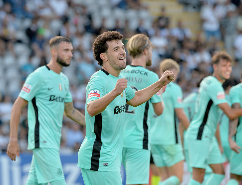 Pote arrancou a época em grande: dentro e fora de campo