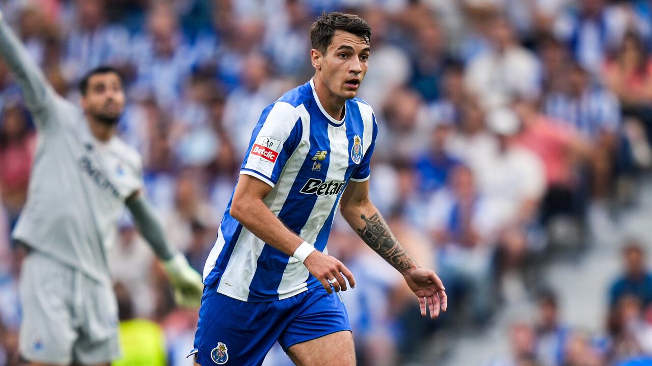Jakub Kiwior estreou-se pelo FC Porto frente ao Nacional