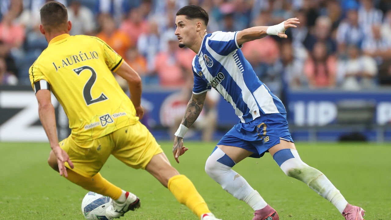 Borja Sainz frente ao Nacional
