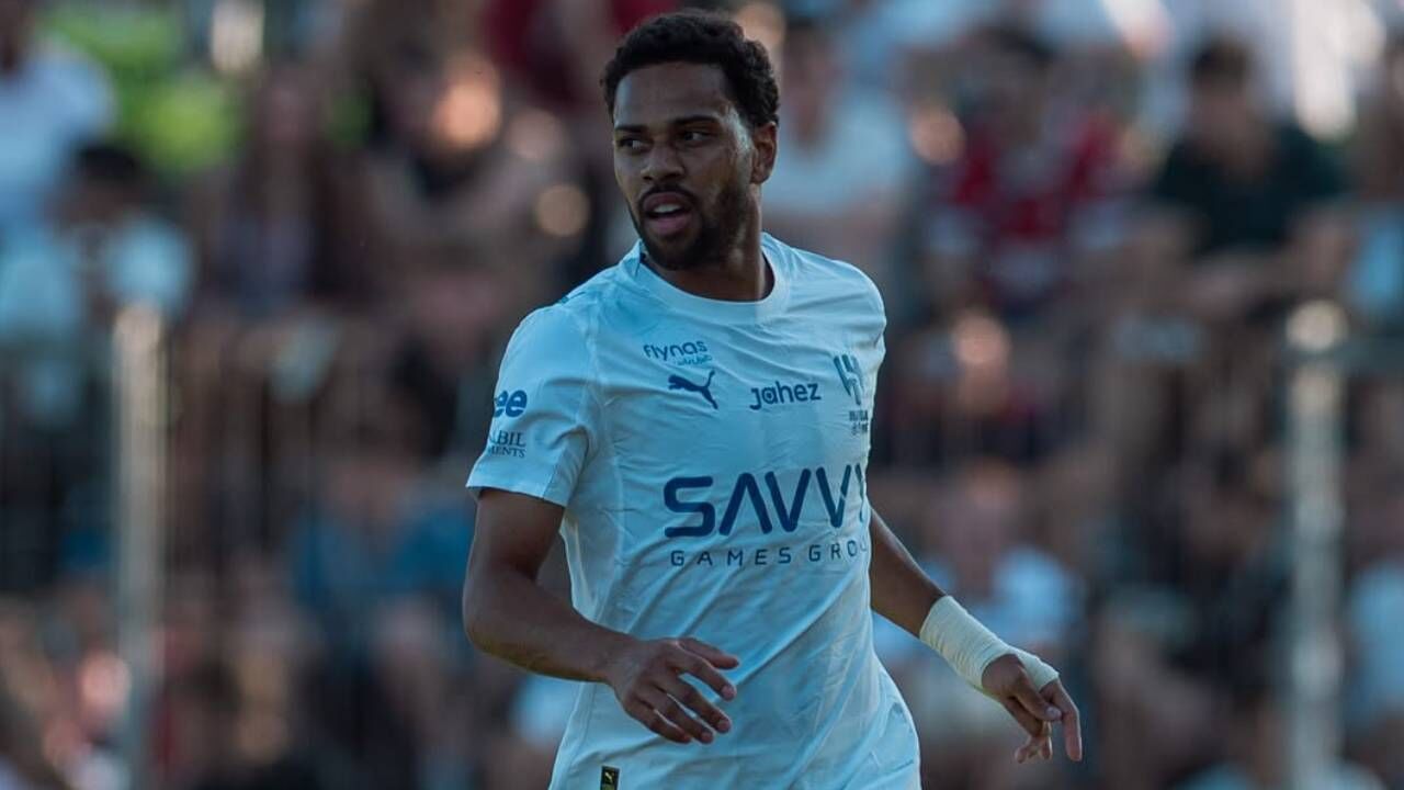 Renan Lodi abandonou o Al Hilal