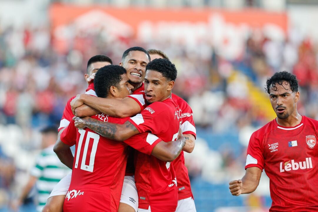 Açores quer fim de protocolo com Santa Clara