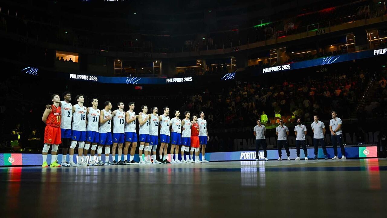 Equipa de Portugal perfilada num jogo nas Filipinas